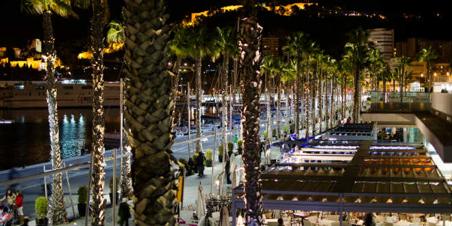 מלאגה, בירת החוף של אנדלוסיה (צילום: Pietro Zuco_flickr_cc)