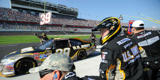 דייטונה 500. אמריקה במיטבה (צילום: US Army_flickr_cc)