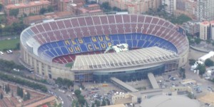 סוכות בברצלונה? איצטדיון קאמפ נואו ממעוף הציפור (צילום: Oh-Barcelona.com_flickr_cc) קאמפ נואו (צילום: Oh-Barcelona.com_flickr_cc)