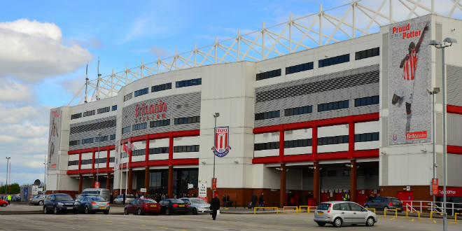 בריטניה סטדיום, בדרך כלל לא כל כך קר (צילום: Ben Sutherland-flickr_cc)