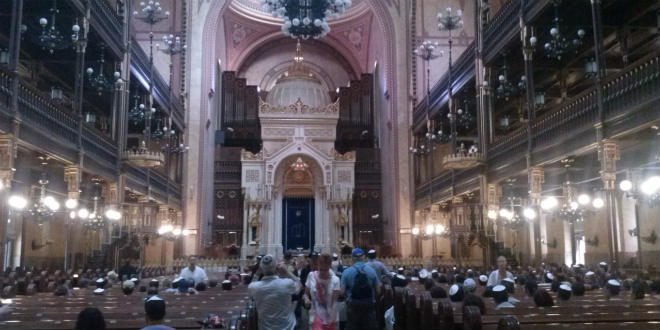 בודפשט למטייל בית הכנסת הגדול של בודפשט, שווה את התשלום בכניסה (צילום: ספורטור)