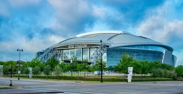 אצטדיון AT&T בארלינגטון, דאלאס (unsplash)